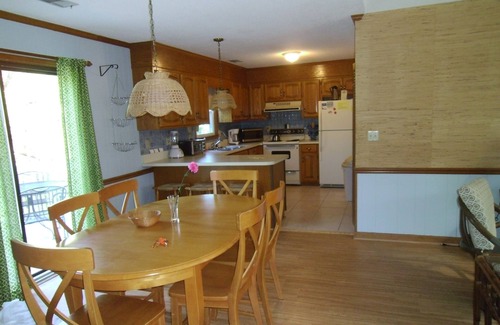 Sunset Beach House | Family & Pet Friendly on the West End of Sunset Beach!