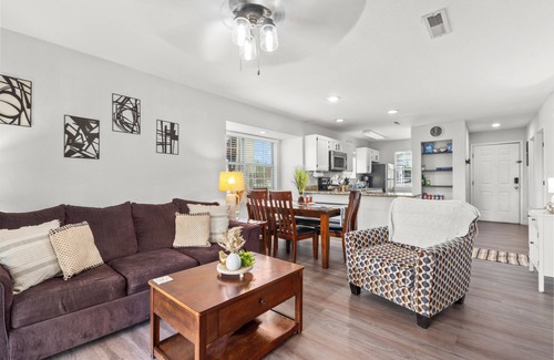 Branson West Condo | Family/Pet Friendly Walk-in Branson Condo by SDC with Pool