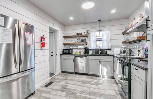 Central Oklahoma City House | Family-Ready Home w/Full Kitchen + Fast WiFi