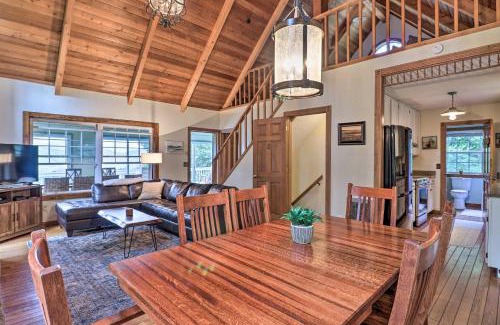 Topton House | Family Retreat Cabin with Summit, Lake Views, Deck!