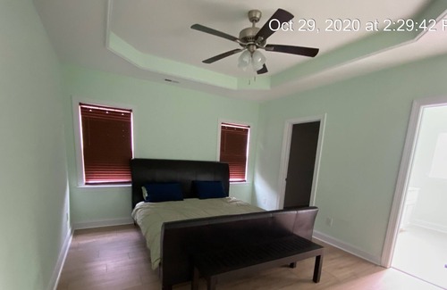 Hampstead House | Family Retreat Close to the Beach.