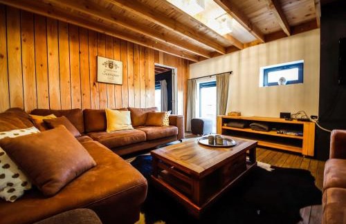 Gesves House | Family Retreat Near Haltinne