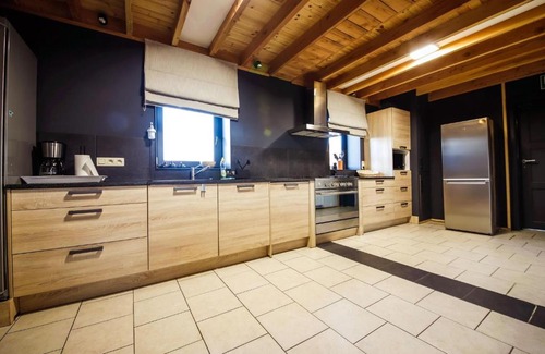 Gesves House | Family Retreat Near Haltinne