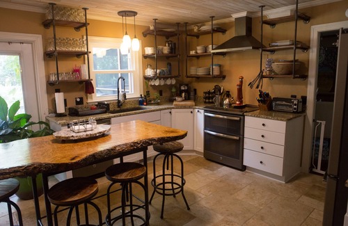 Bayshore House | Family Retreat w/Heated Pool, Hot Tub & RV Hookup -15min to Wrightsville Beach!