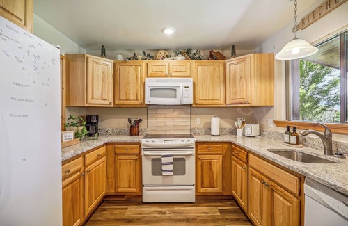 Pagosa Springs Condo | Family Retreat With Views