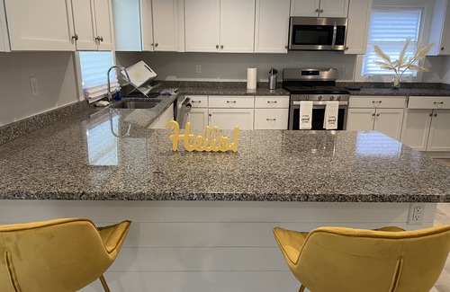 Summerville House | Family size house 10 Minutes from Downtown Summerville.