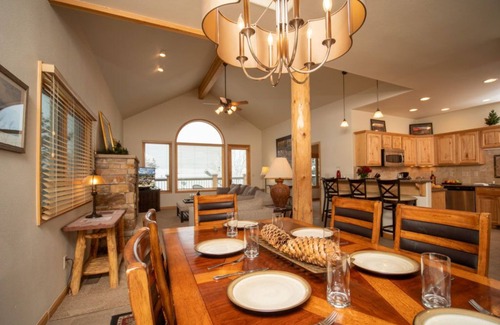 Stanley Hills Condo | Family-sized condo with large deck, private hot tub, and bunk beds!