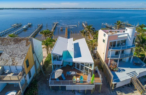 Stuart House | Family Tides