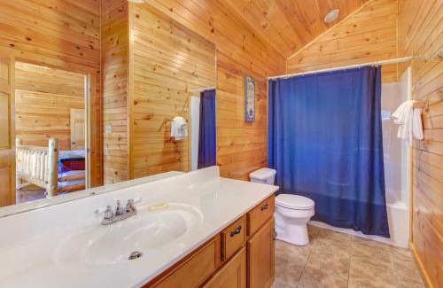 Hemlock Hills House | Family Ties Lodge