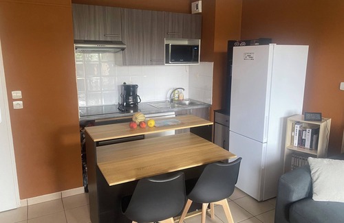 Agde Apartment | Family vacation apartment in quiet residence sleeps 6 in Agde