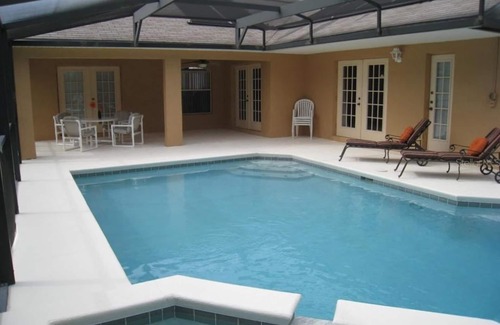 Orange Tree House | Family Vacation Home With Pool and Spa Near Disney and Universal