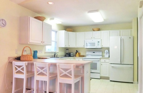 Bethany Beach House | Family Vacation Package: 6 Resort Passes. 1.5 miles to Beach. Walk to Shopping.
