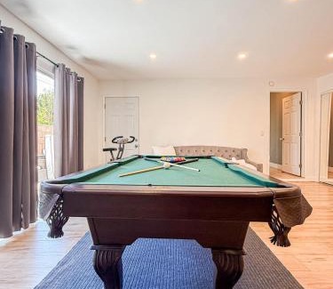Calabasas House | Family Vacation Spot - 4BR Home - FB - Cal