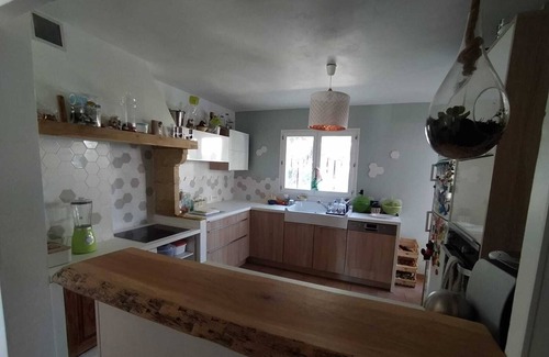 Cornillon-Confoux Villa | Family villa 140m2