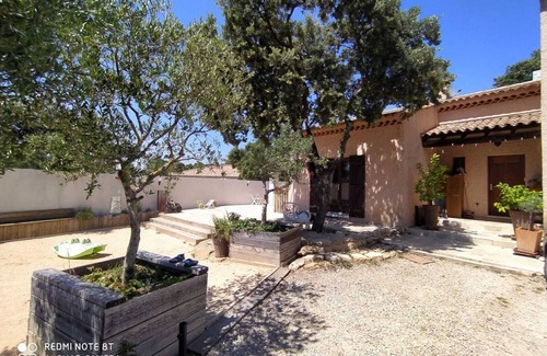 Cornillon-Confoux Villa | Family villa 140m2