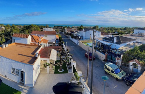 Alcanar Villa | Family villa in Alcanar Playa with swimming pool, chill out and barbecue.