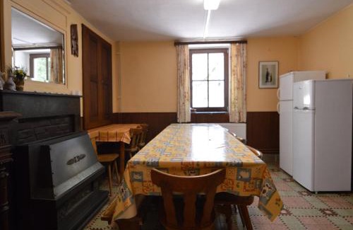 Grimonster House | Family Villa in Ferrières