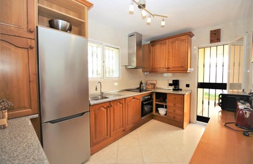 Urbanizacion Puerto de Estepona Villa | Family villa with sea views and air con, Close to beach, restaurants and Estepona port