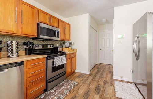 Durham House | Family & Work Home Near Duke University & Hospitals