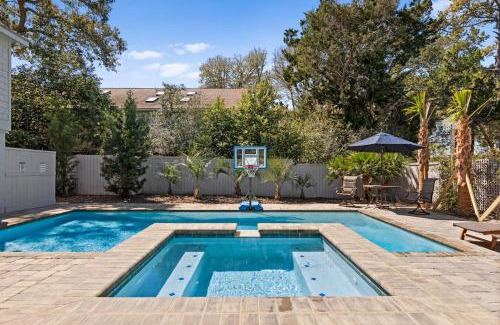 North Litchfield Beach House | Fan-Sea Like