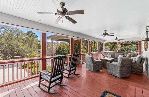 North Litchfield Beach House | Fan-Sea Like
