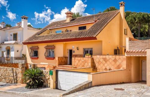 Pueblo Nuevo House | Fancy House near Cádiz - Pool * Free Parking & BBQ