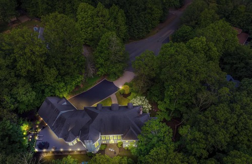 East Stroudsburg Villa | Fancy Poconos Castle & Indoor MEGA 10+ Hot Tub