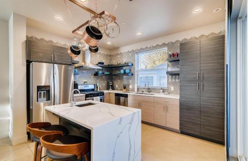 Old Town North House | Fancy Townhome near Old Town, Breweries and River!