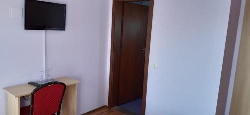 Fagaras House | Fantanita Craiesei