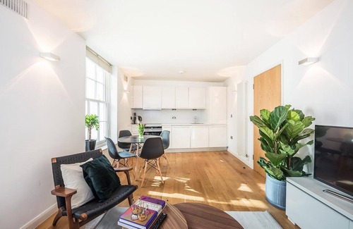 London City Centre Apartment | Fantastic 1 Bedroom Flat Leicester Square West End