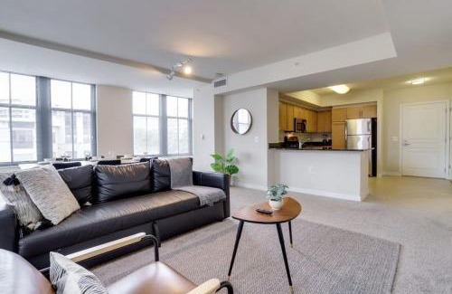 Aurora Highlands Apartment | Fantastic 2 BR Condo At Pentagon City