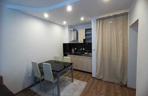 Hadamar Apartment | Fantastic 2-room apartment Varna Bulgaria with direct access to the garden/pool