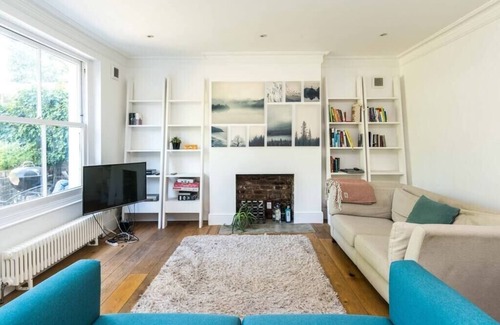 South Hampstead Condo | Fantastic 3 Bedroom Flat West Hampstead