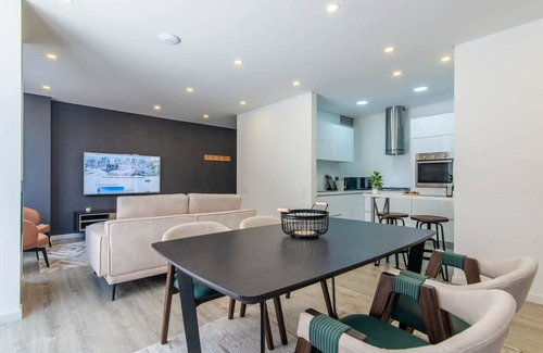 Usaquen Apartment | Fantastic 3BR in Usaqu n