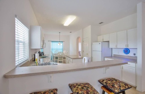 Highgate Park Villa | Fantastic 4 BR Private Pool and Game Room 117BWD