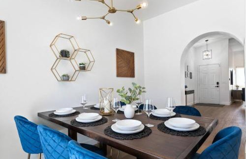 North Las Vegas House | Fantastic 4BR with Pool and Games