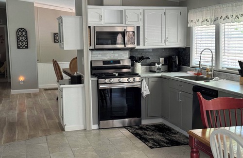Brooksville House | Fantastic Accommodations & Fantastic Rate! Brooksville, Florida - Nature Coast