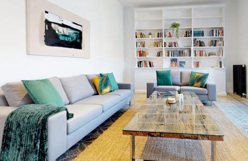 Barrio de las Letras Apartment | Fantastic apartment for 4 near Museums SAN AGUSTIN I