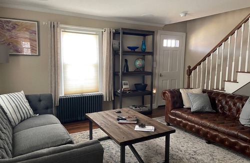 Litchfield House | Fantastic Cape in Historic Litchfield