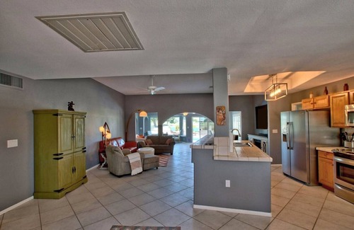 Maricopa County House | Fantastic! Chill 3 Bedroom Retreat on Sun City on a GOLF Course