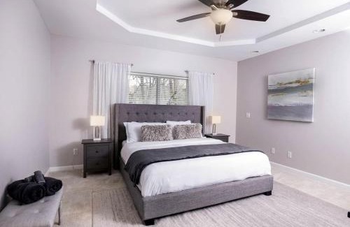 Charlotte House | Fantastic Cottage with Fire Pit and Barbecue in Charlotte, North Carolina