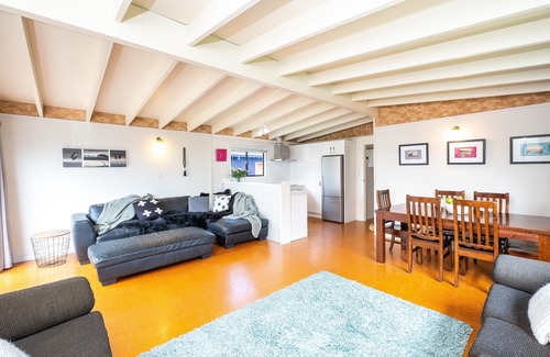 Waimarama House | Fantastic family holiday home at Waimarama!