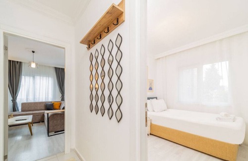 Muratpasa Apartment | Fantastic Flat in Antalya with Shared Garden