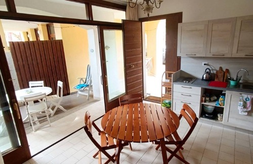 Naregno House | Fantastic Holiday Apartment Close to the Beach with Air Conditioning and Terrace; Pets are Allowed