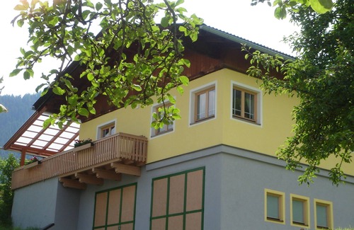Fuegenberg House | Fantastic holiday home with a terrace and a wonderful panorama over the Zillertal.