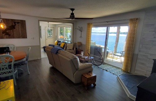 Dysart et al Cottage | Fantastic Kennisis Lake Cottage - Enjoy The Lake and Amazing Sunsets!