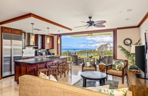 Ko Olina Condo | Fantastic Ocean View - Ocean/Beach front condo at Beach Villas B806