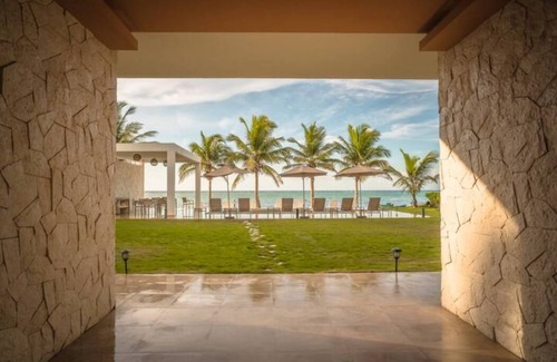 Soliman Bay Apartment | Fantastic Penthouse, beach front & Daily Cleaning