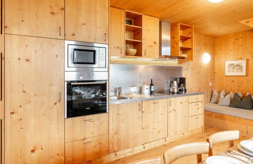 Ramsau im Zillertal Apartment | Fantastic stay with sauna near Mayrhofen