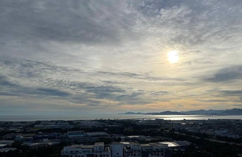 Central Seberang Perai Apartment | Fantastic View, Cozy and Lovely 3BR Condo at Meritus Residensi